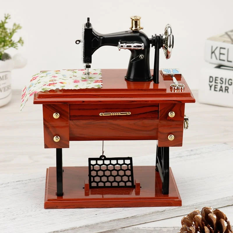 Houten mini-naaimachine muziekdoosje