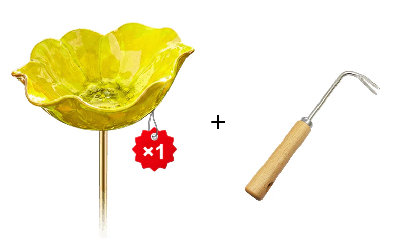 Decoratieve handgemaakte metalen vogelvoeder in bloemvorm