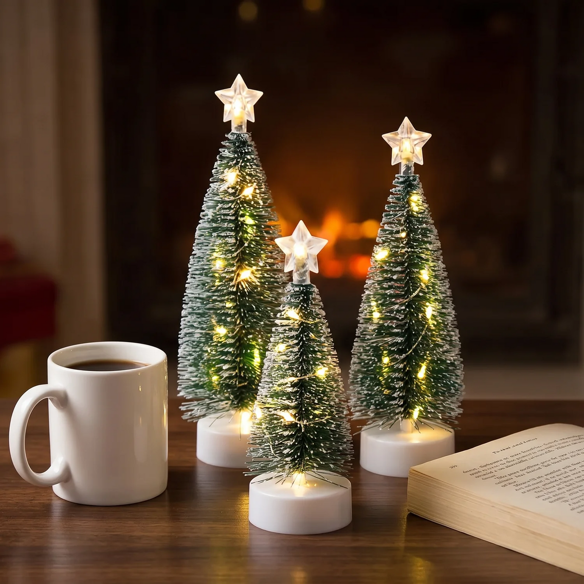Silva - Drie kleine kerstboompjes met warmwit licht