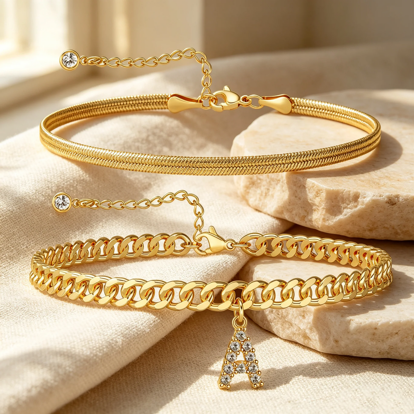 Gouden enkelbandjes met initiaal set van 2