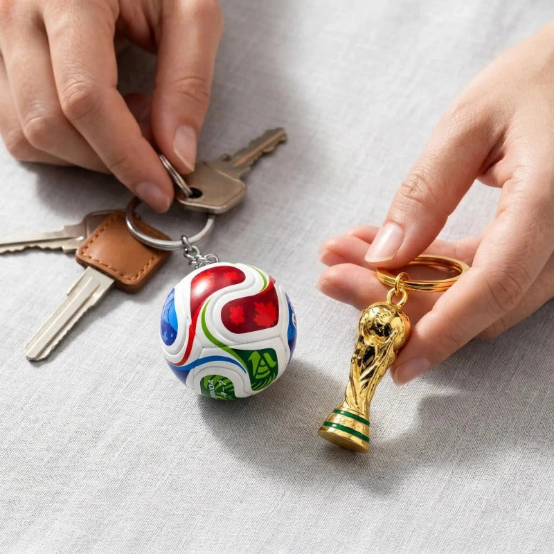 Voetbalsleutelhanger met Wereldbekertrofee
