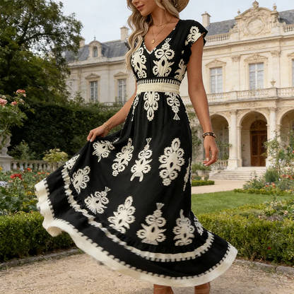Elegante Jurk met V-hals & Barokprint