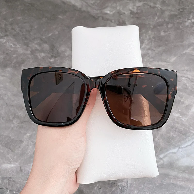 Overzetbare Zonnebril – Bescherming & Comfort